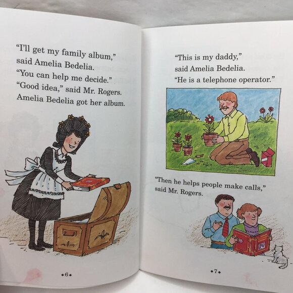 Vintage Lot 2 Kids Books Amelia Bedelia's Family Album Frog And Toad Are Friends - Picture 3 of 13